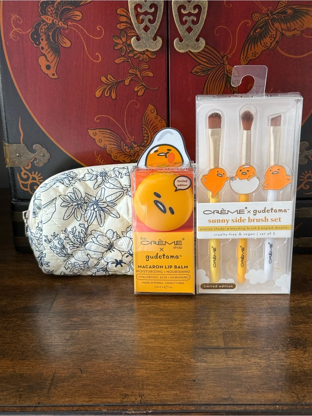 Crème x Gudetama Sunny Side Bundle- NWT